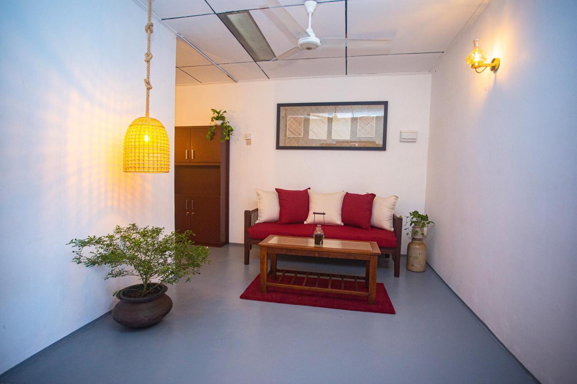Villa Nutmeg Grove Гале Екстериор снимка